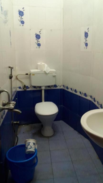 Valentine Hostel & Guest House ปอนดิเชอรี ภายนอก รูปภาพ